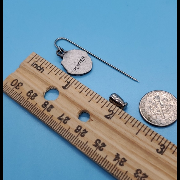 Gibson Victorian Pewter Stick Pin lapel collar demure - Picture 5 of 5